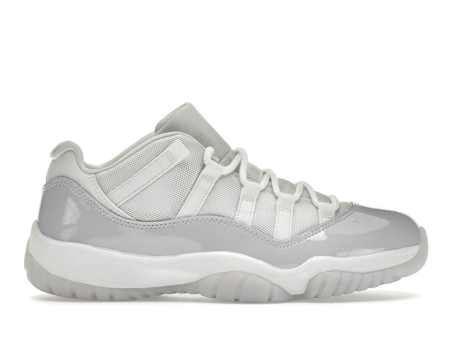 W Nike Air Jordan 11 Retro Low "Pure Violet"