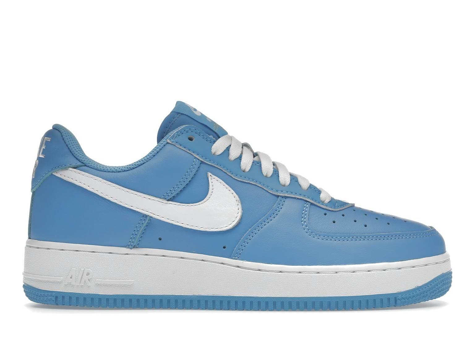 Nike Air Force 1 Low Retro "University Blue"