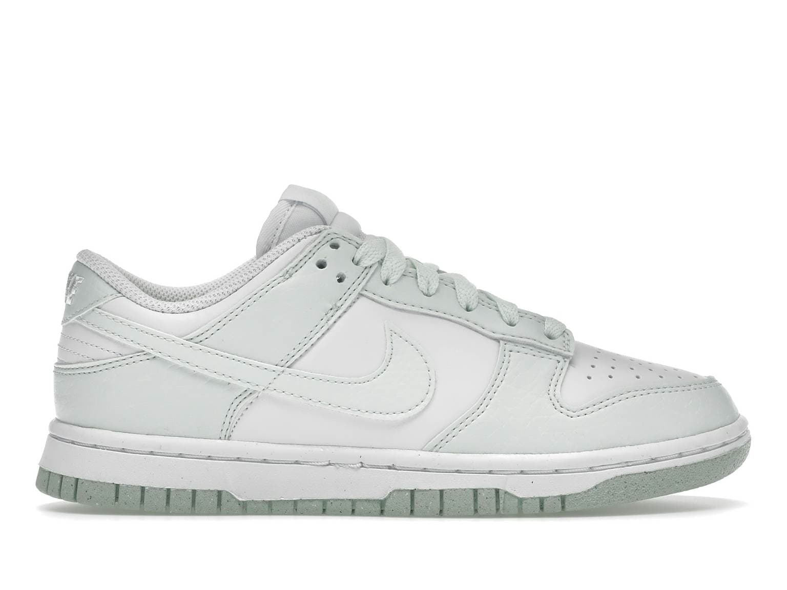W Nike Dunk Low Next Nature "Mint"