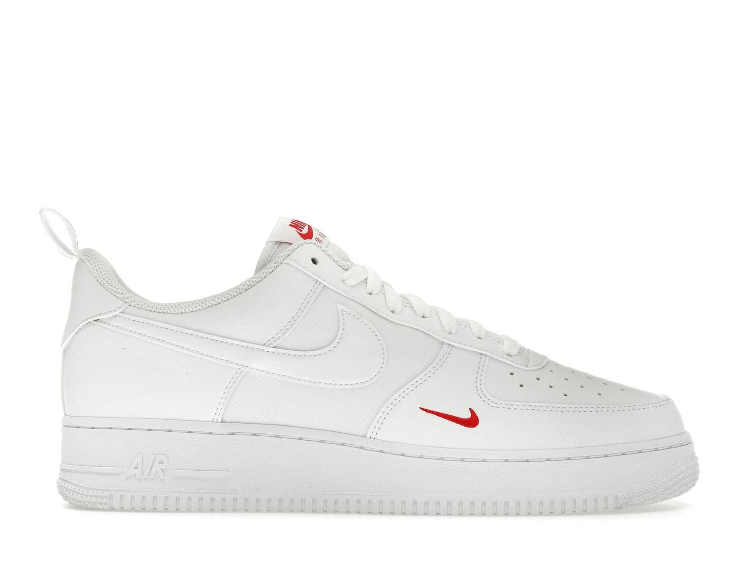 Nike Air Force 1 '07 LV8 Mini Swoosh