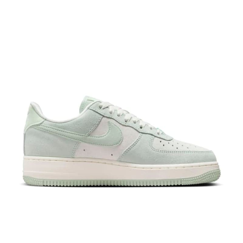 W Nike Air Force 1 '07 Low "Pistachio Frost"