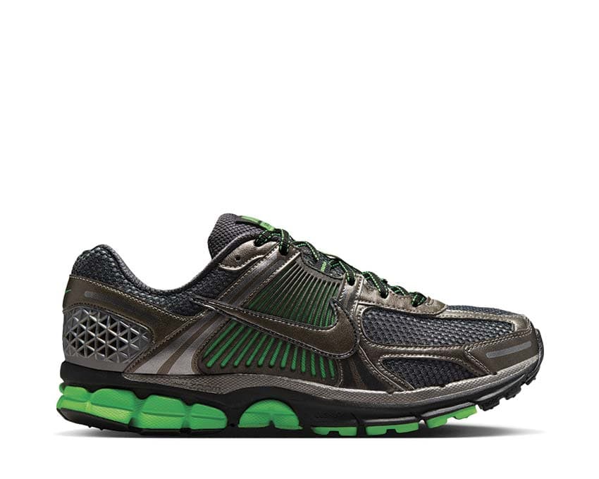 Nike Zoom Vomero 5 SE "Strike Green"