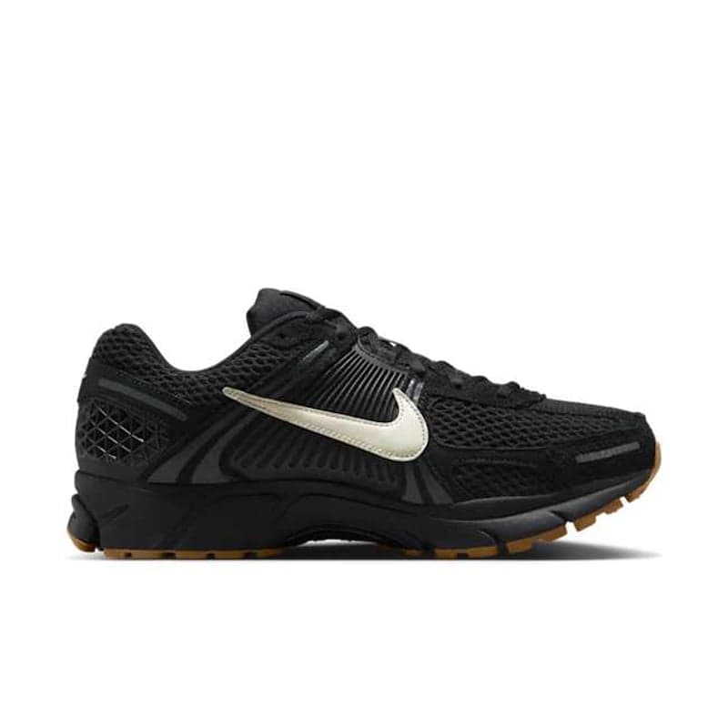 Nike Zoom Vomero 5 "Black Gum"